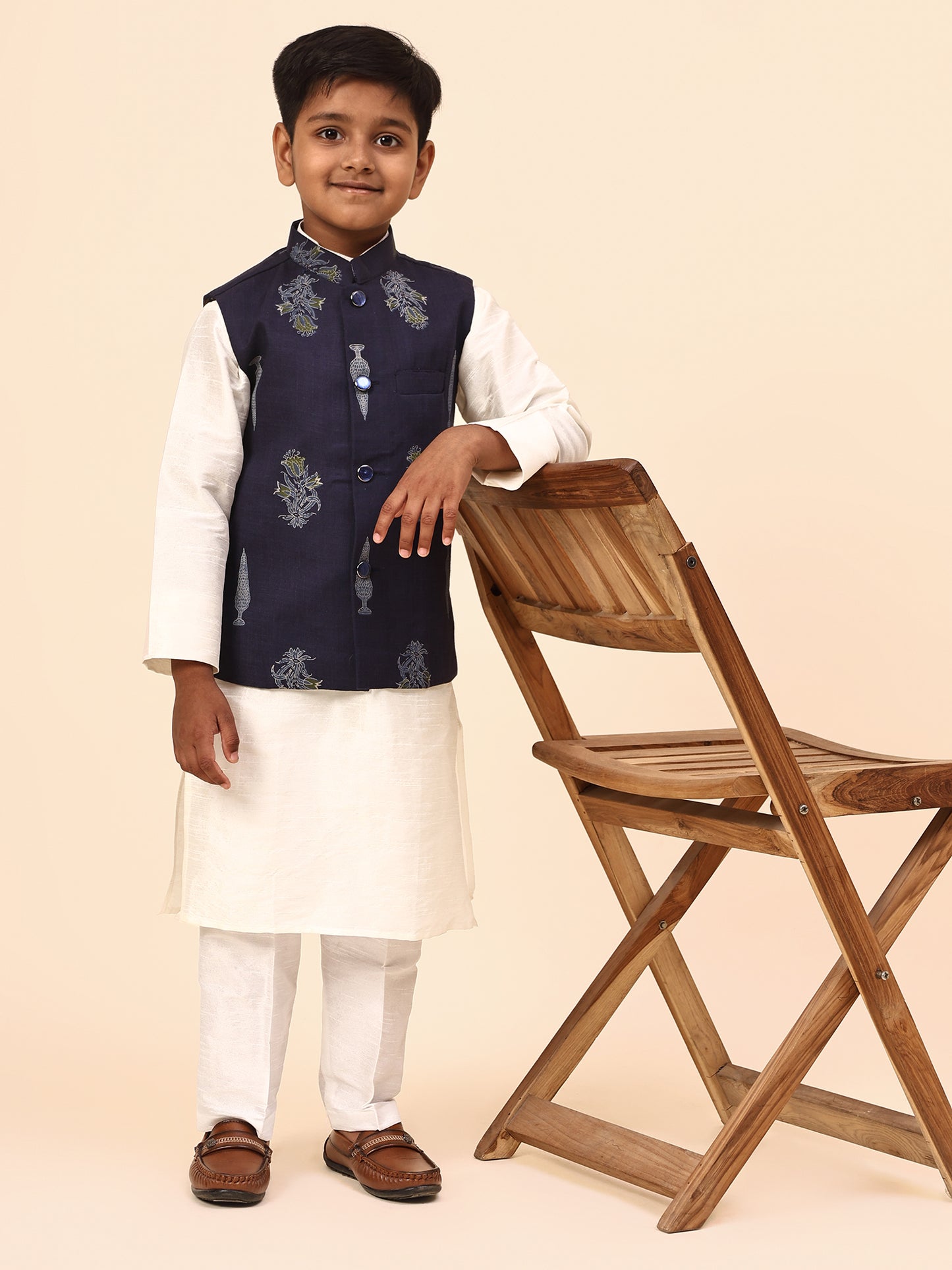 Karnam Junior - Boys Navy Blue Foliage Printed Jacket Set