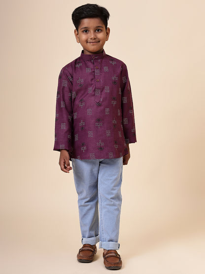 Karnam Junior - Boys Purple Square Printed Cotton Short Kurta