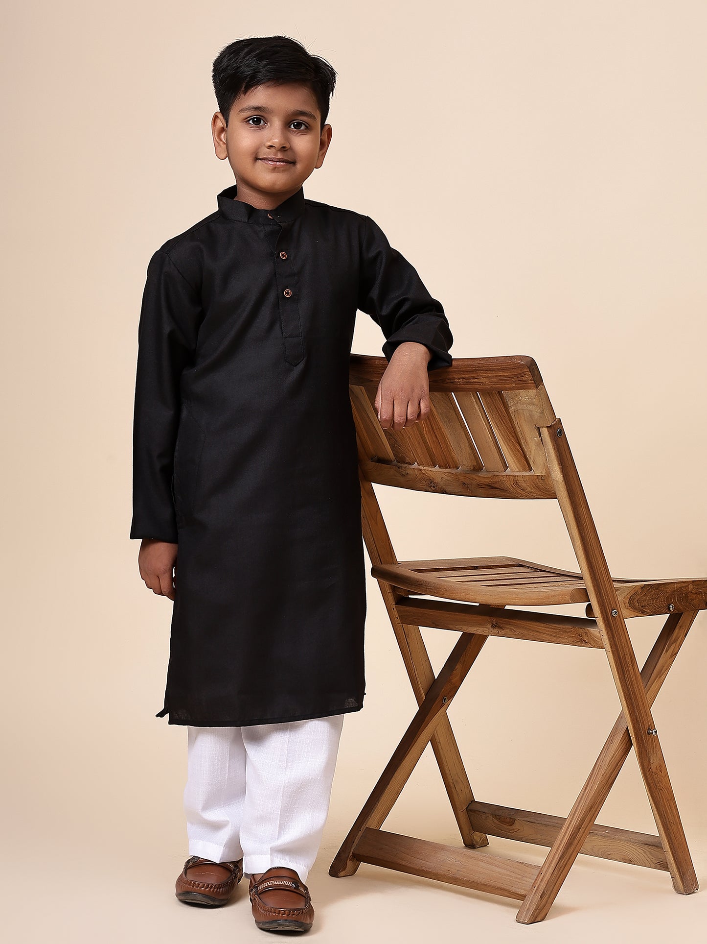 Karnam Junior - Boys Black Cotton Kurta Set