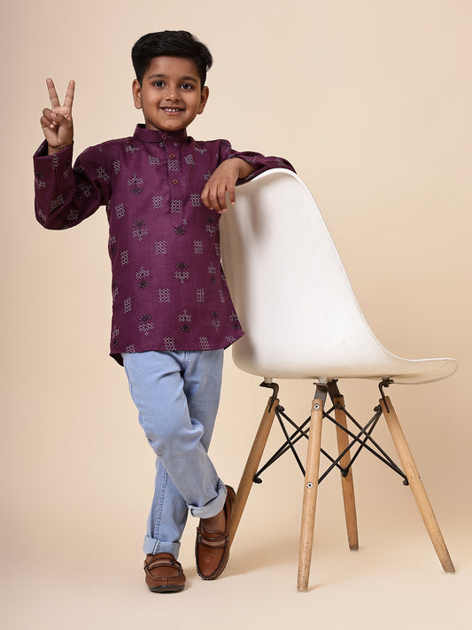 Karnam Junior - Boys Purple Square Printed Cotton Short Kurta