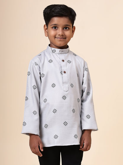 Karnam Junior - Boys Grey Printed Cotton Short Kurta