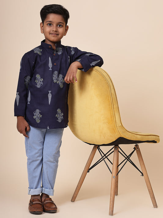 Karnam Junior - Boys Navy Blue Foliage Cotton Short Kurta