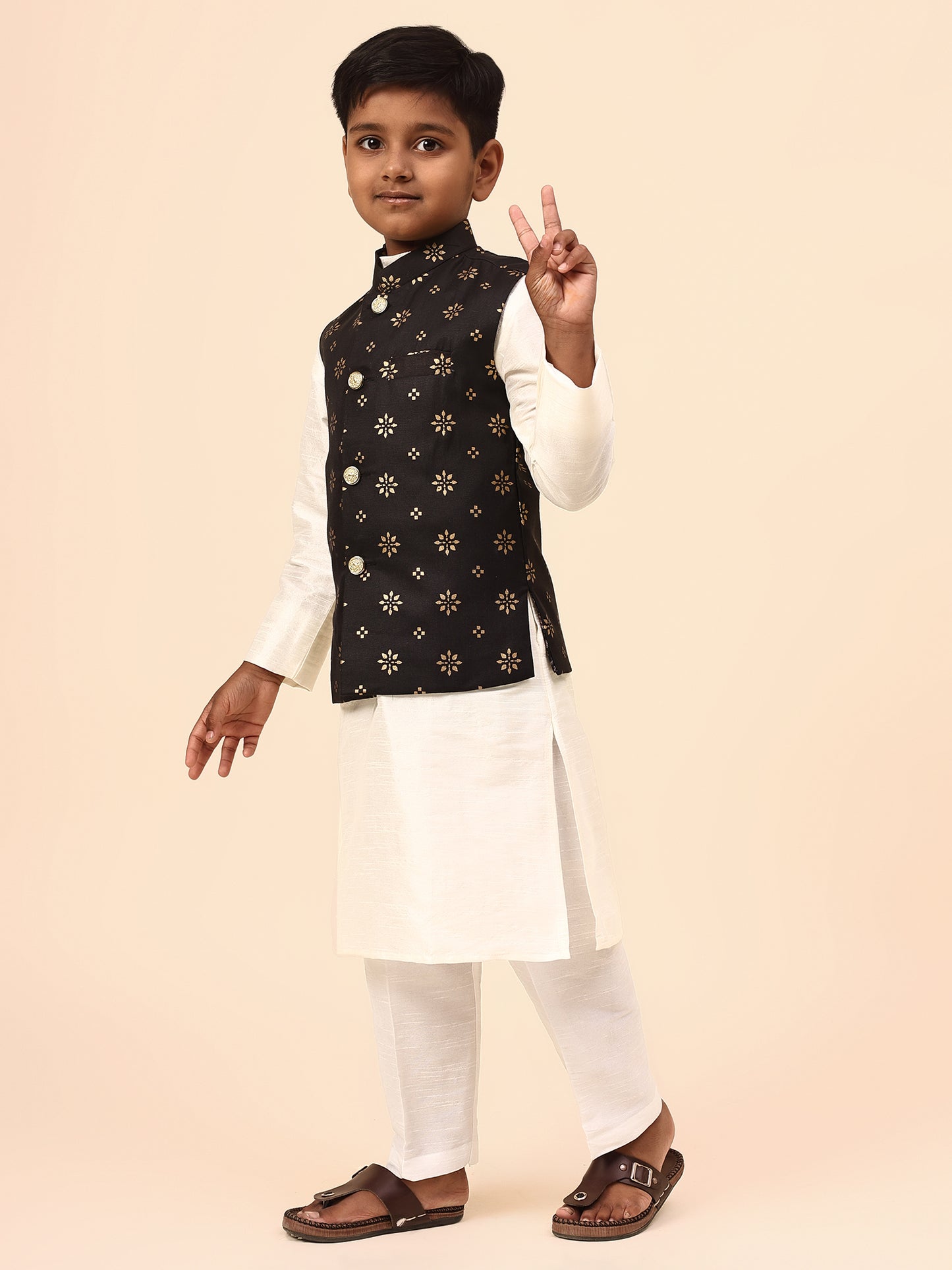 Karnam Junior - Boys Printed Black and Jacket Set