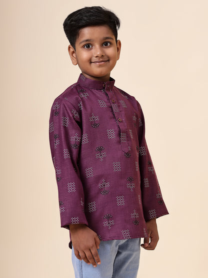 Karnam Junior - Boys Purple Square Printed Cotton Short Kurta