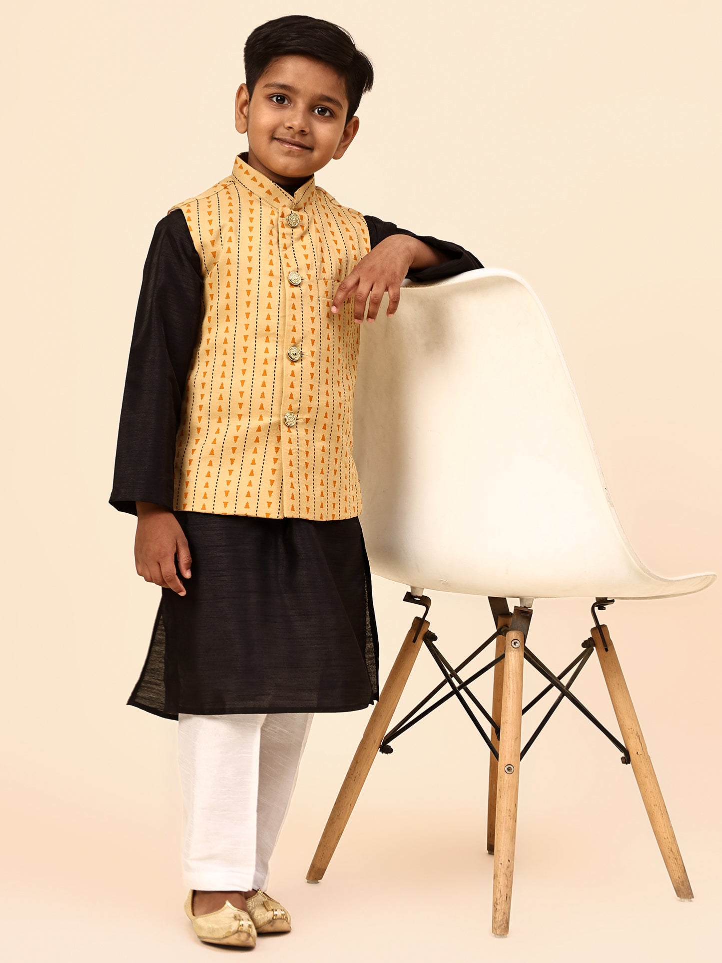 Karnam Junior - Boys Yellow Printed Jacket Set
