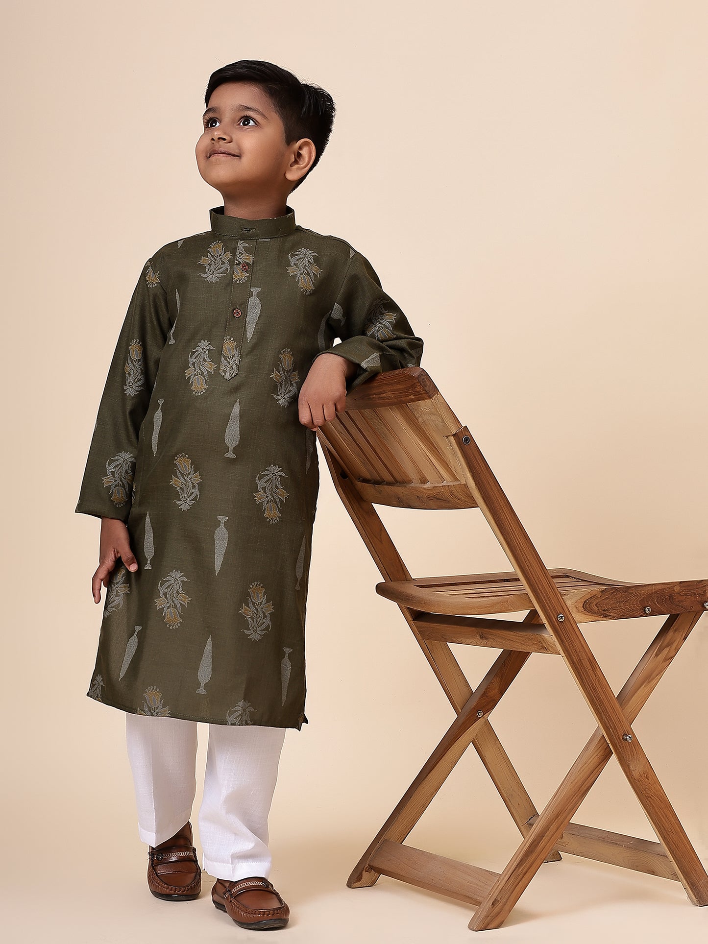 Karnam Junior - Boys Olive Green Foliage Printed Cotton Long Kurta Top